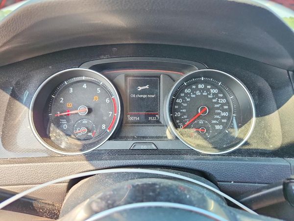2017 VOLKSWAGEN GTI