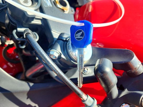 2015 HONDA CBR CYCLE