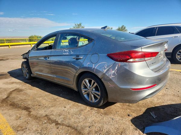 2017 HYUNDAI ELANTRA