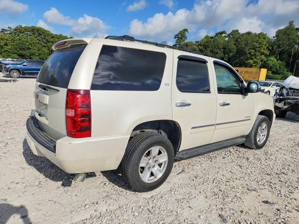 2014 CHEVROLET TAHOE