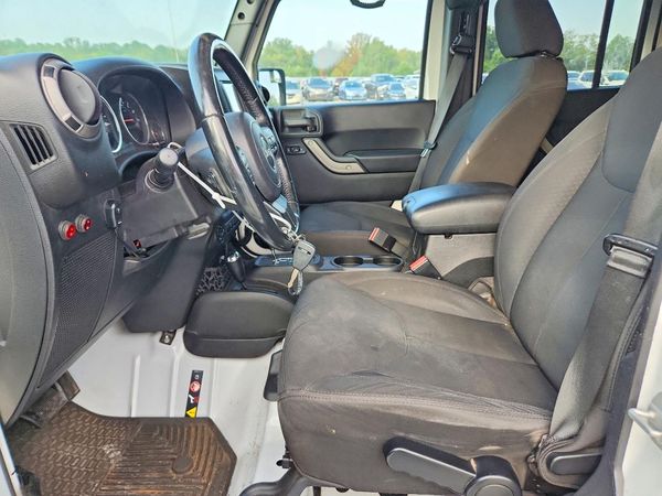2015 JEEP WRANGLER UNLIMITED SPORT 4X4