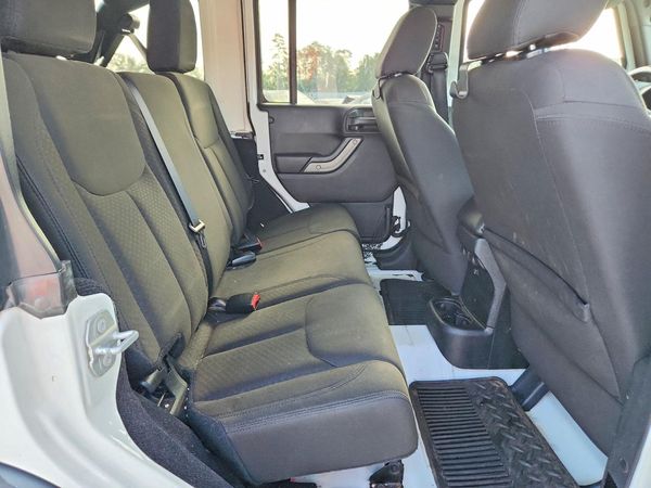2015 JEEP WRANGLER UNLIMITED SPORT 4X4