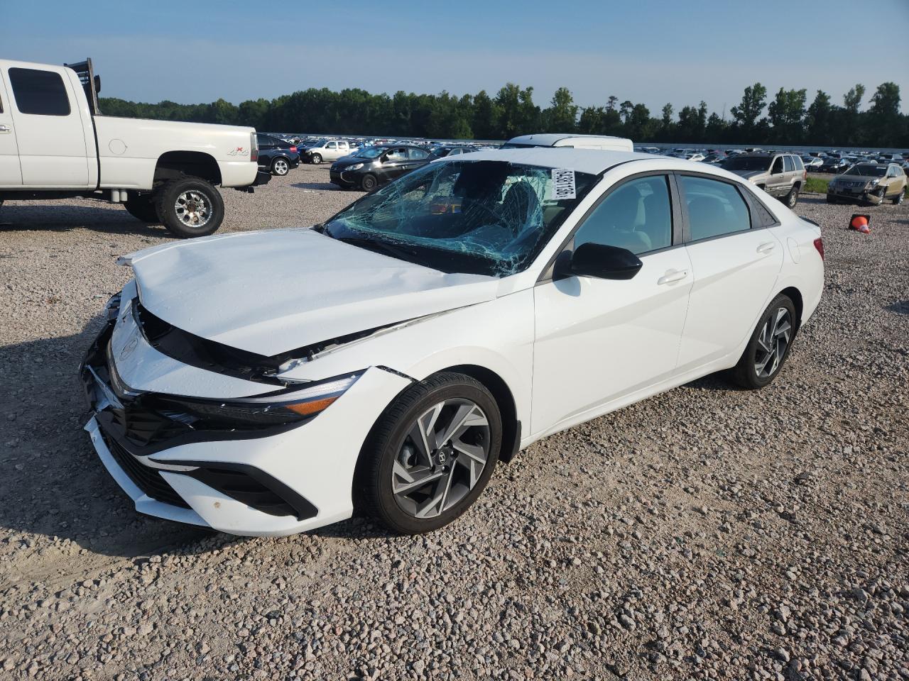 2025 HYUNDAI ELANTRA