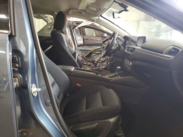2017 MAZDA 6