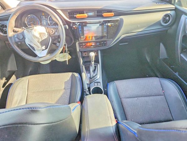 2017 TOYOTA COROLLA
