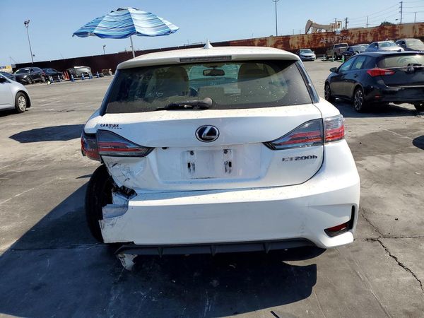 2017 LEXUS CT