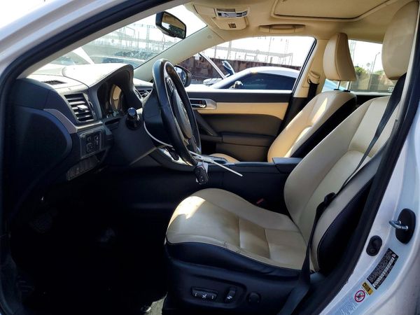 2017 LEXUS CT