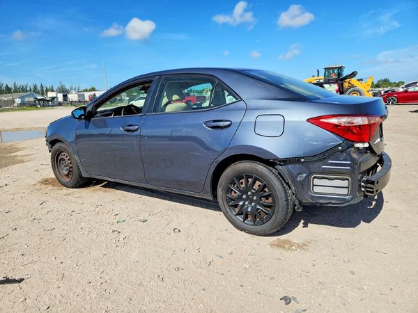 2018 TOYOTA COROLLA