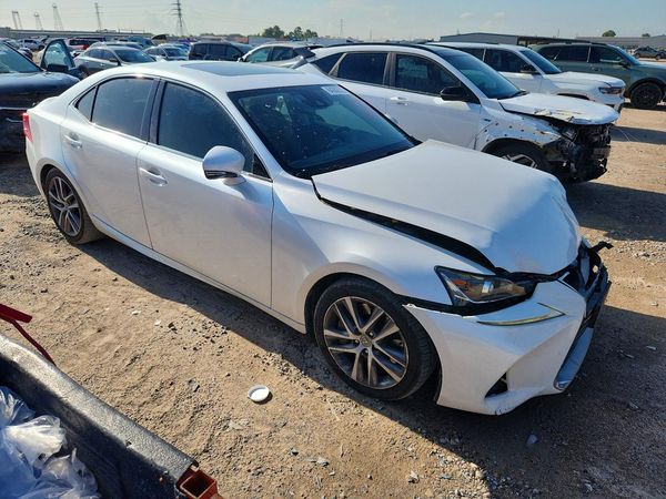 2018 LEXUS IS