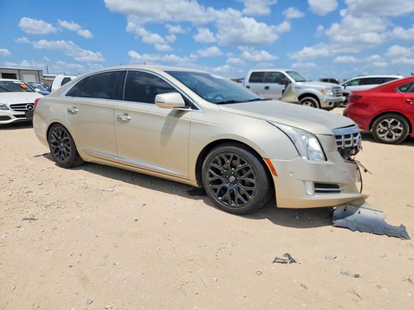2014 CADILLAC XTS
