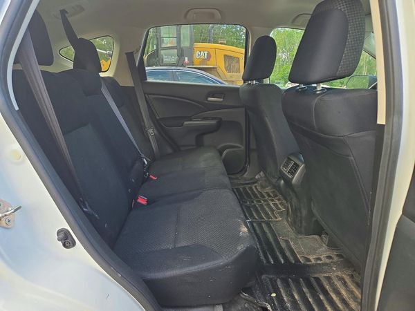 2015 HONDA CRV LX