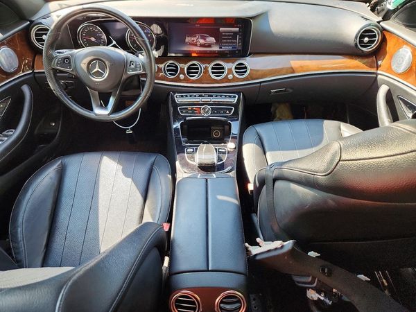 2017 MERCEDES-BENZ E