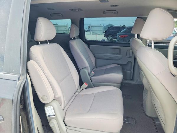 2021 KIA SEDONA LX, EX