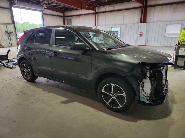 2026 KIA NIRO LX