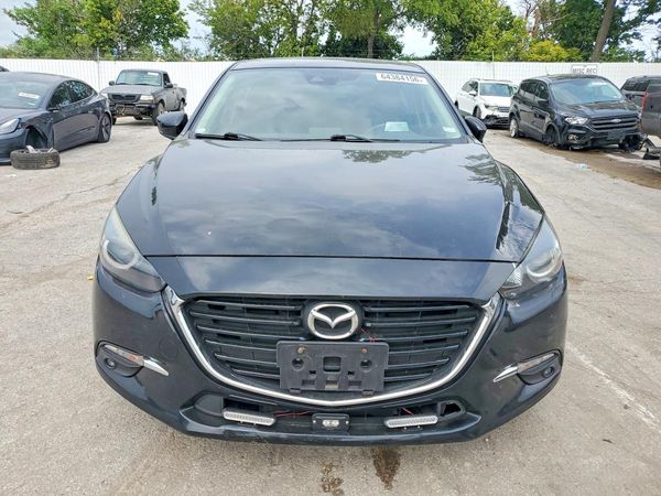 2017 MAZDA 3