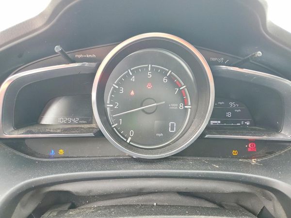 2017 MAZDA 3