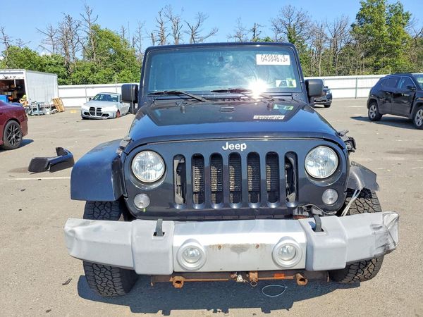 2015 JEEP WRANGLER SAHARA 4X4