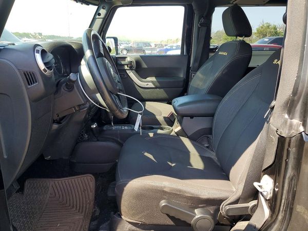 2015 JEEP WRANGLER SAHARA 4X4