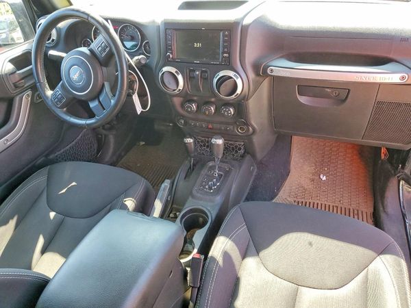 2015 JEEP WRANGLER SAHARA 4X4