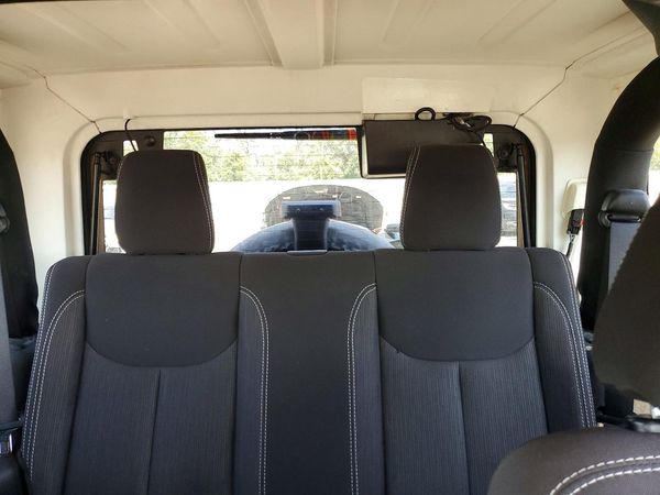 2015 JEEP WRANGLER SAHARA 4X4