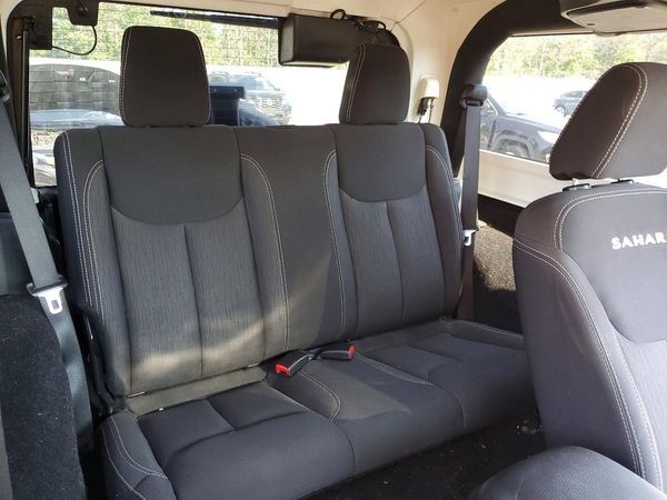 2015 JEEP WRANGLER SAHARA 4X4