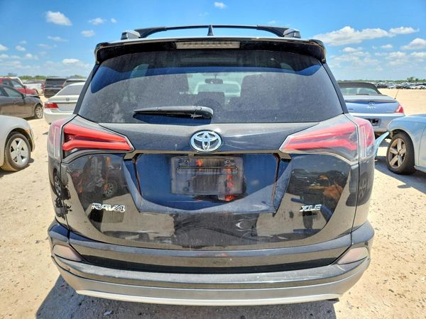 2016 TOYOTA RAV4 XLE (M Grade)