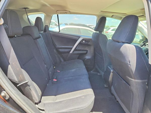 2016 TOYOTA RAV4 XLE (M Grade)