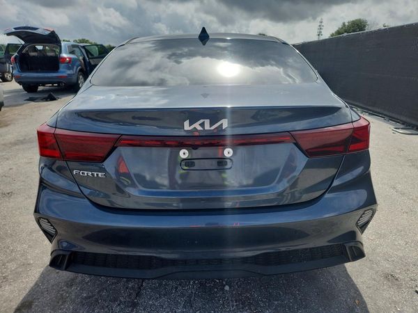 2024 KIA FORTE