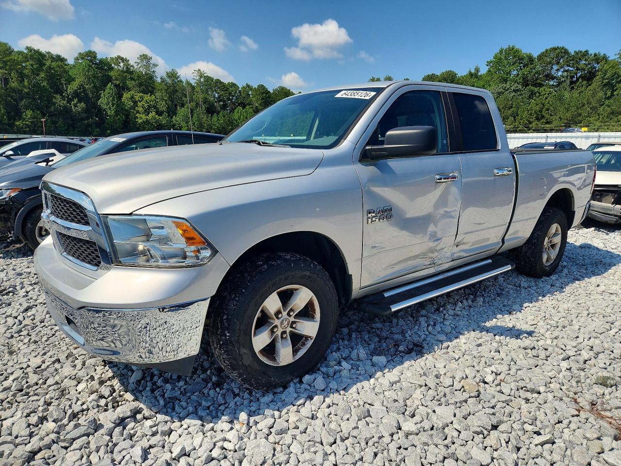2018 RAM 1500 SLT QUAD CAB 4X4
