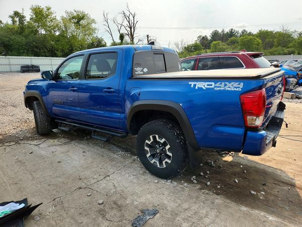 2017 TOYOTA TACOMA