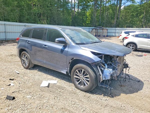 2018 TOYOTA HIGHLANDER SE/XLE