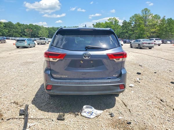 2018 TOYOTA HIGHLANDER SE/XLE