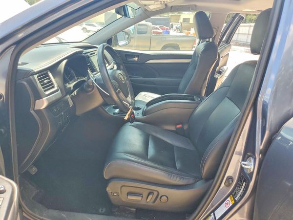 2018 TOYOTA HIGHLANDER SE/XLE
