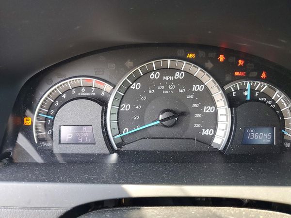 2012 TOYOTA CAMRY