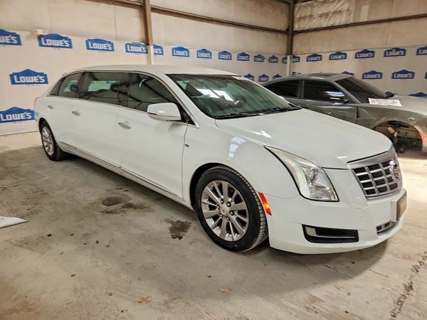 2014 CADILLAC XTS
