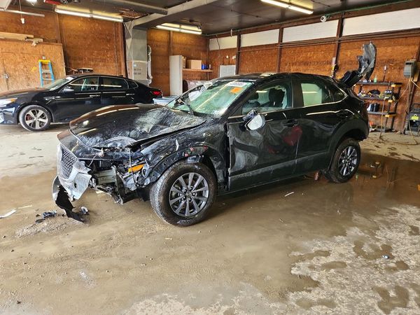 2024 MAZDA CX30 CX-30 — Front 3/4