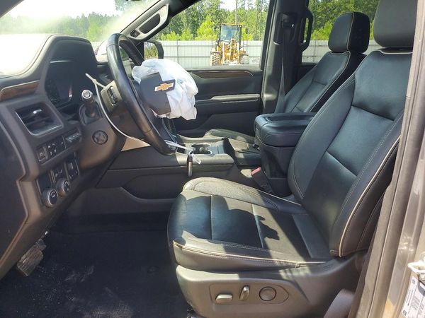 2022 CHEVROLET SUBURBAN Premier