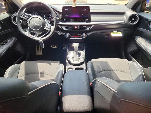 2022 KIA FORTE