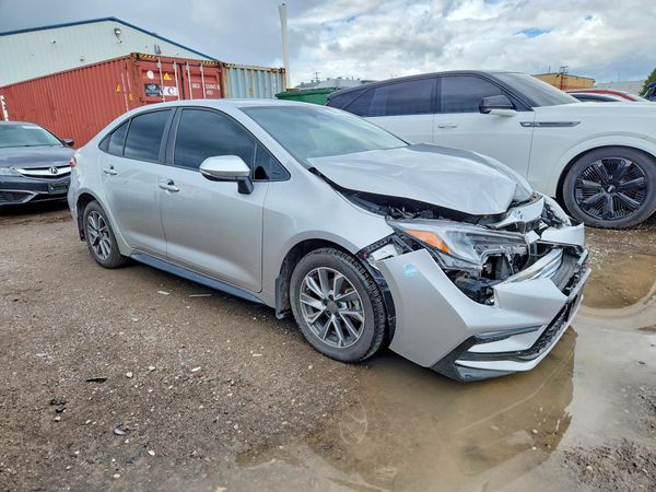 2024 TOYOTA COROLLA