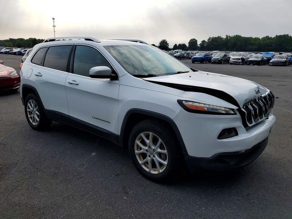 2015 JEEP CHEROKEE LATITUDE 4X4