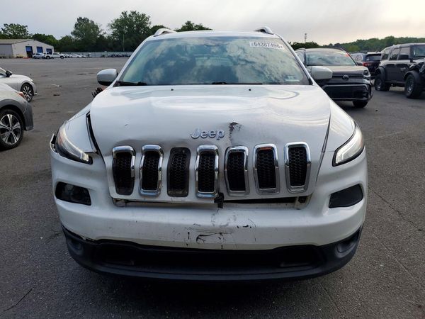 2015 JEEP CHEROKEE LATITUDE 4X4