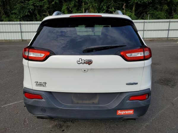 2015 JEEP CHEROKEE LATITUDE 4X4