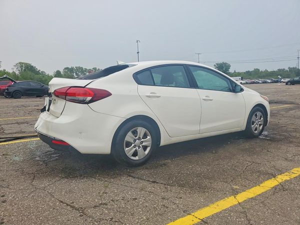 2018 KIA FORTE