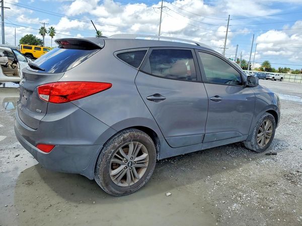 2015 HYUNDAI TUCSON GLS (Middle)