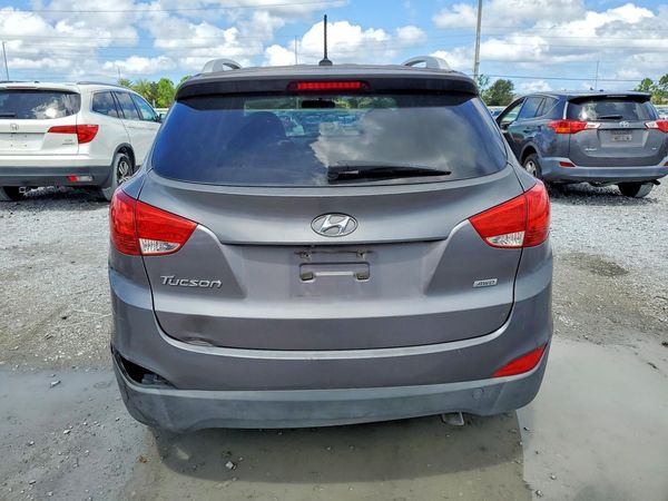 2015 HYUNDAI TUCSON GLS (Middle)