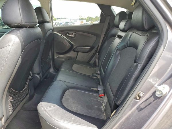 2015 HYUNDAI TUCSON GLS (Middle)
