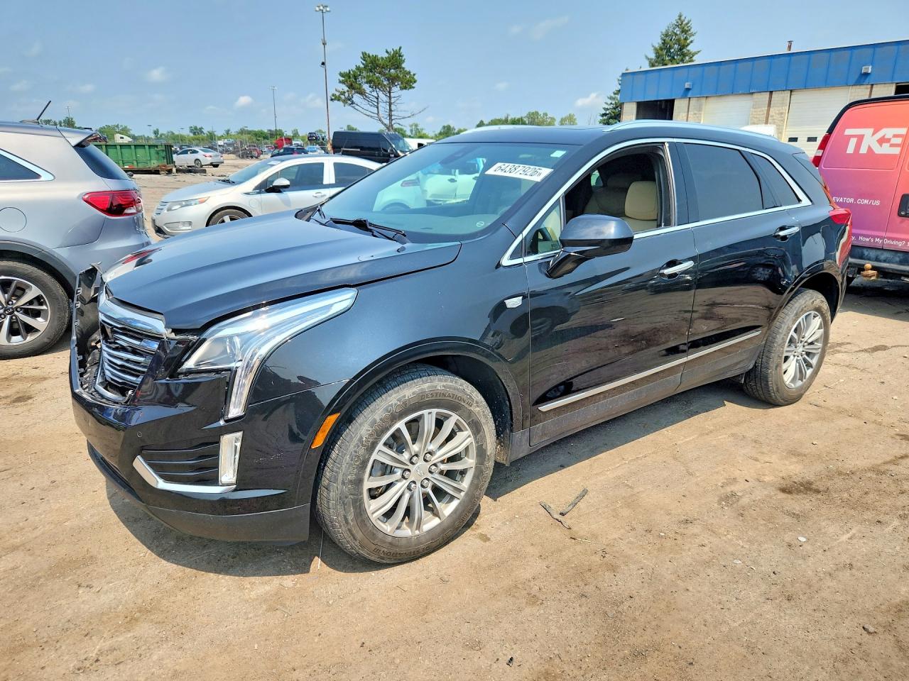 2017 CADILLAC XT5