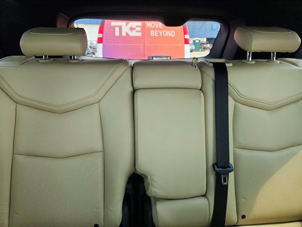 2017 CADILLAC XT5