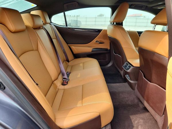 2020 LEXUS ES 350 Premium