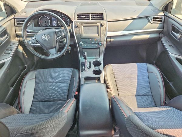 2015 TOYOTA CAMRY